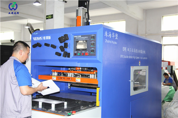 定制禮品內(nèi)襯，找五周不會(huì)錯(cuò)