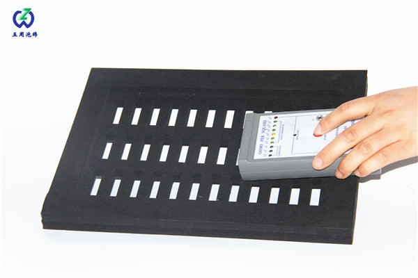 EVA內(nèi)襯的防靜電值有一個標準嗎？