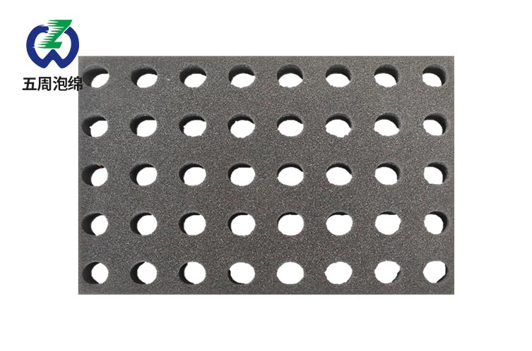 海綿內(nèi)襯在不同場(chǎng)景中的應(yīng)用有何區(qū)別？