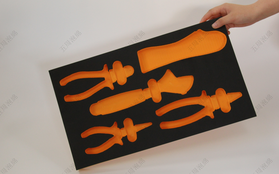 EVA泡棉內(nèi)托的多樣化應(yīng)用場景：從電子產(chǎn)品包裝到精密儀器保護(hù)