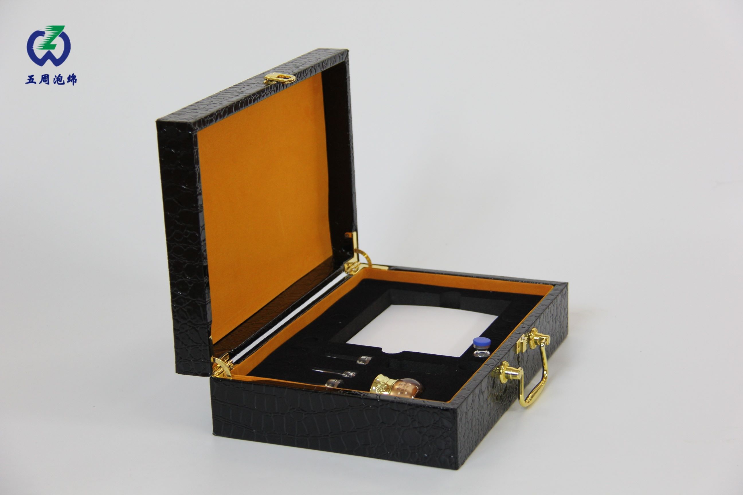 從模具設(shè)計到量產(chǎn)落地：EVA泡棉內(nèi)襯定制化服務(wù)的終極指南